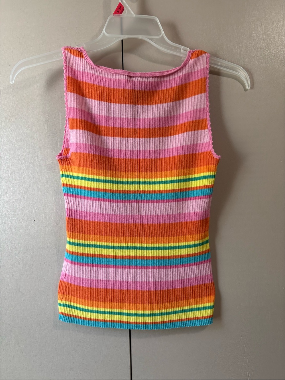 Bubble Gum Pink Stripe V-Neck Knit Tank Top New York & Style Ladies Small - Picture 2 of 7